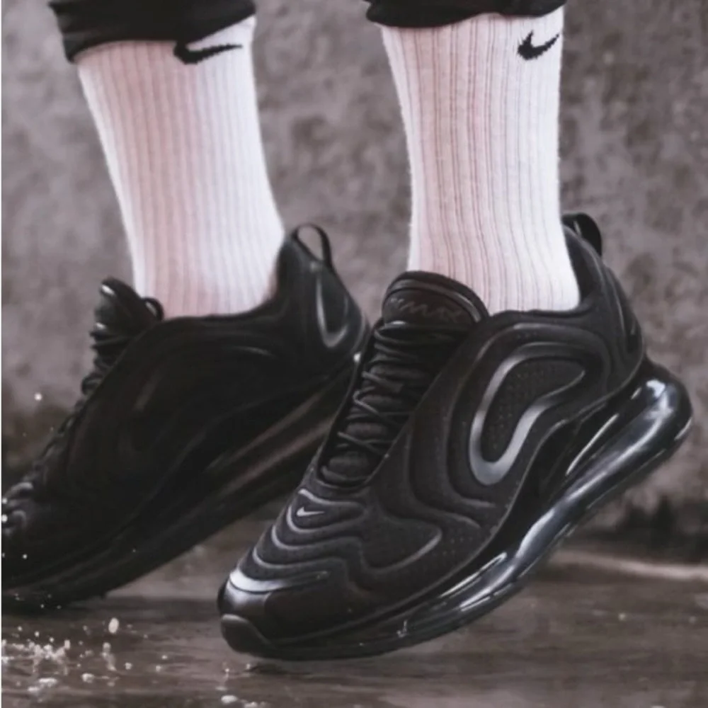 Nike Air Max 720 Black Mesh